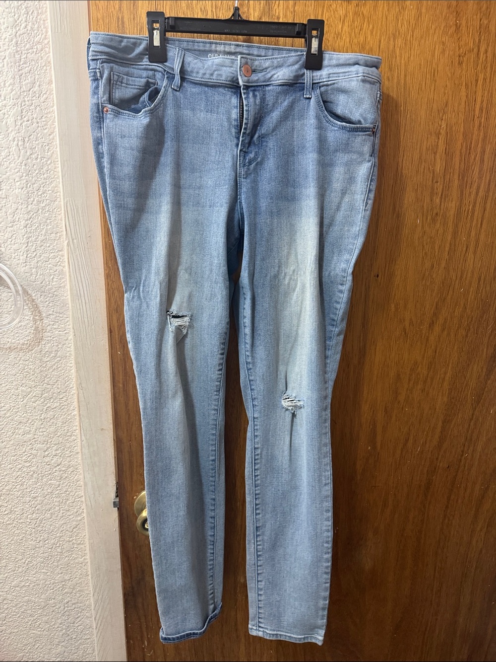 Old Navy Light Blue Skinny Jeans with Knee Distress